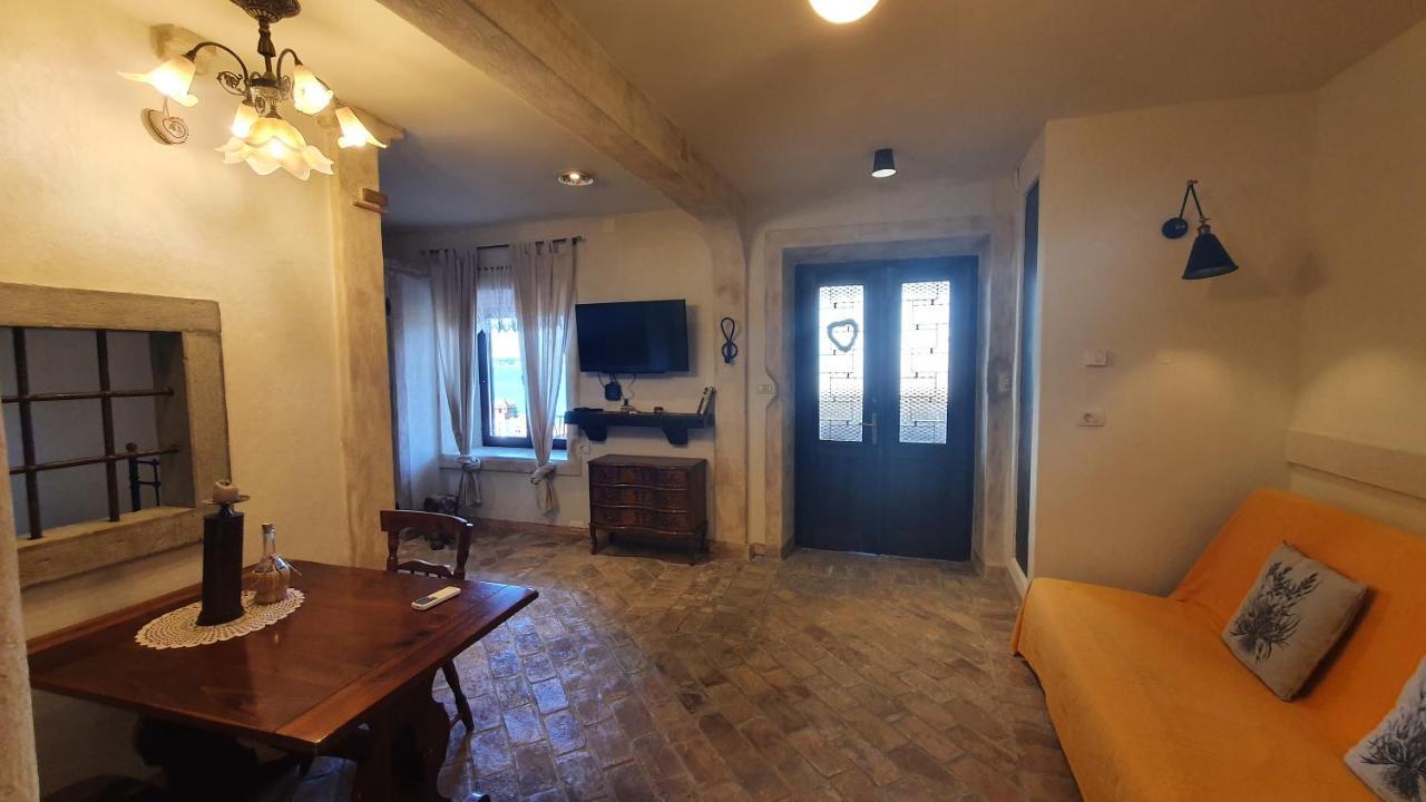 Studio-Apartments Monfort Portoroz Bagian luar foto