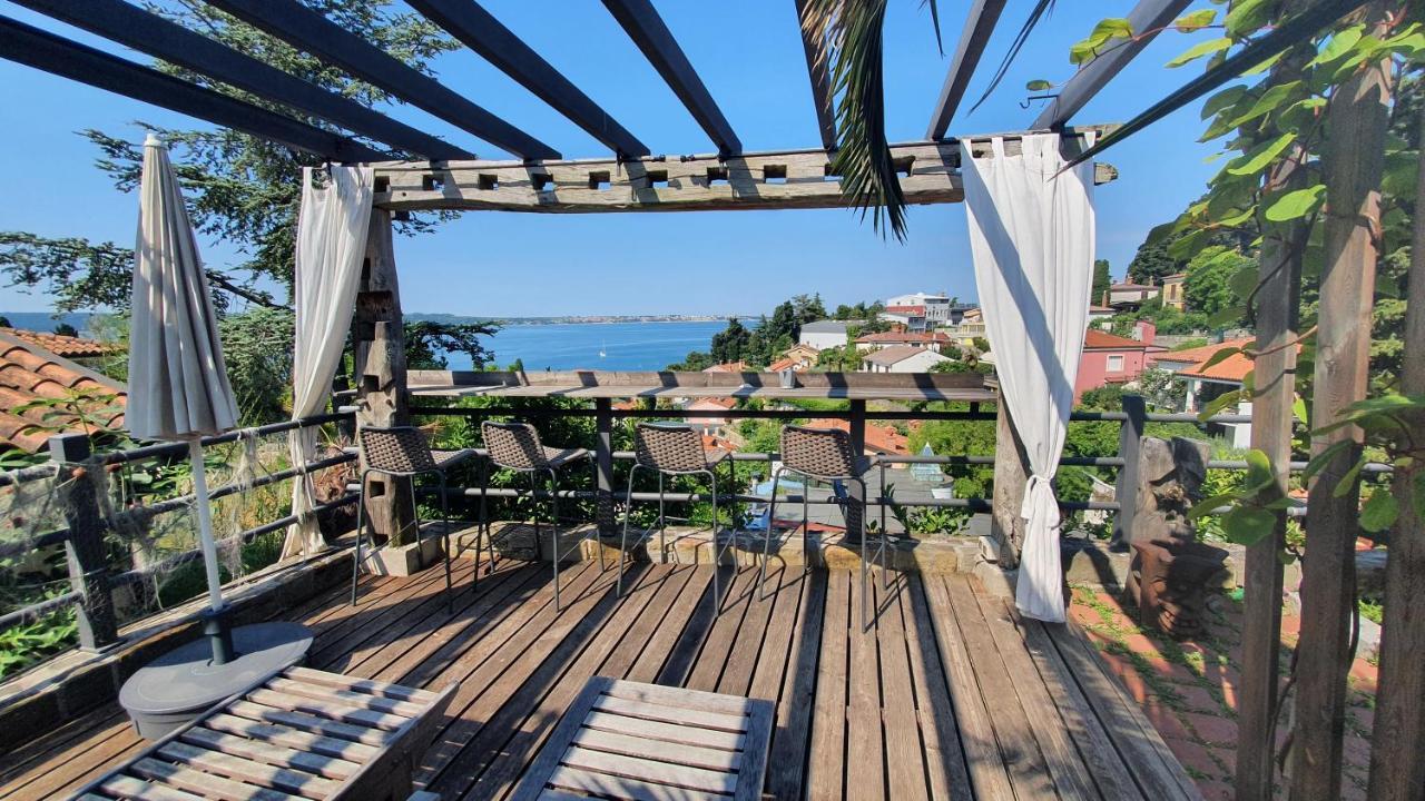 Studio-Apartments Monfort Portoroz Bagian luar foto