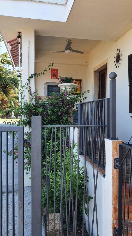 Studio-Apartments Monfort Portoroz Bagian luar foto