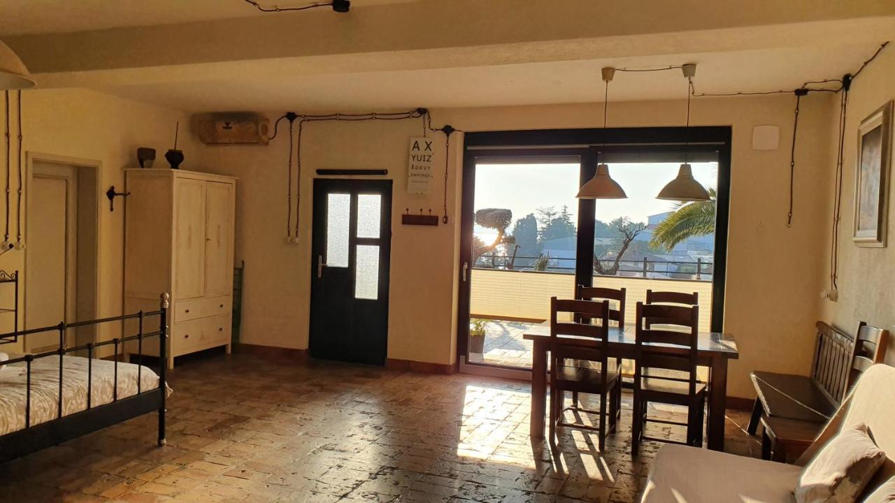 Studio-Apartments Monfort Portoroz Bagian luar foto