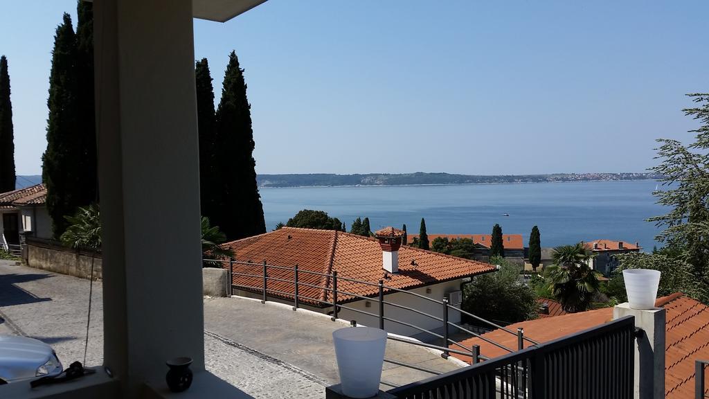 Studio-Apartments Monfort Portoroz Ruang foto