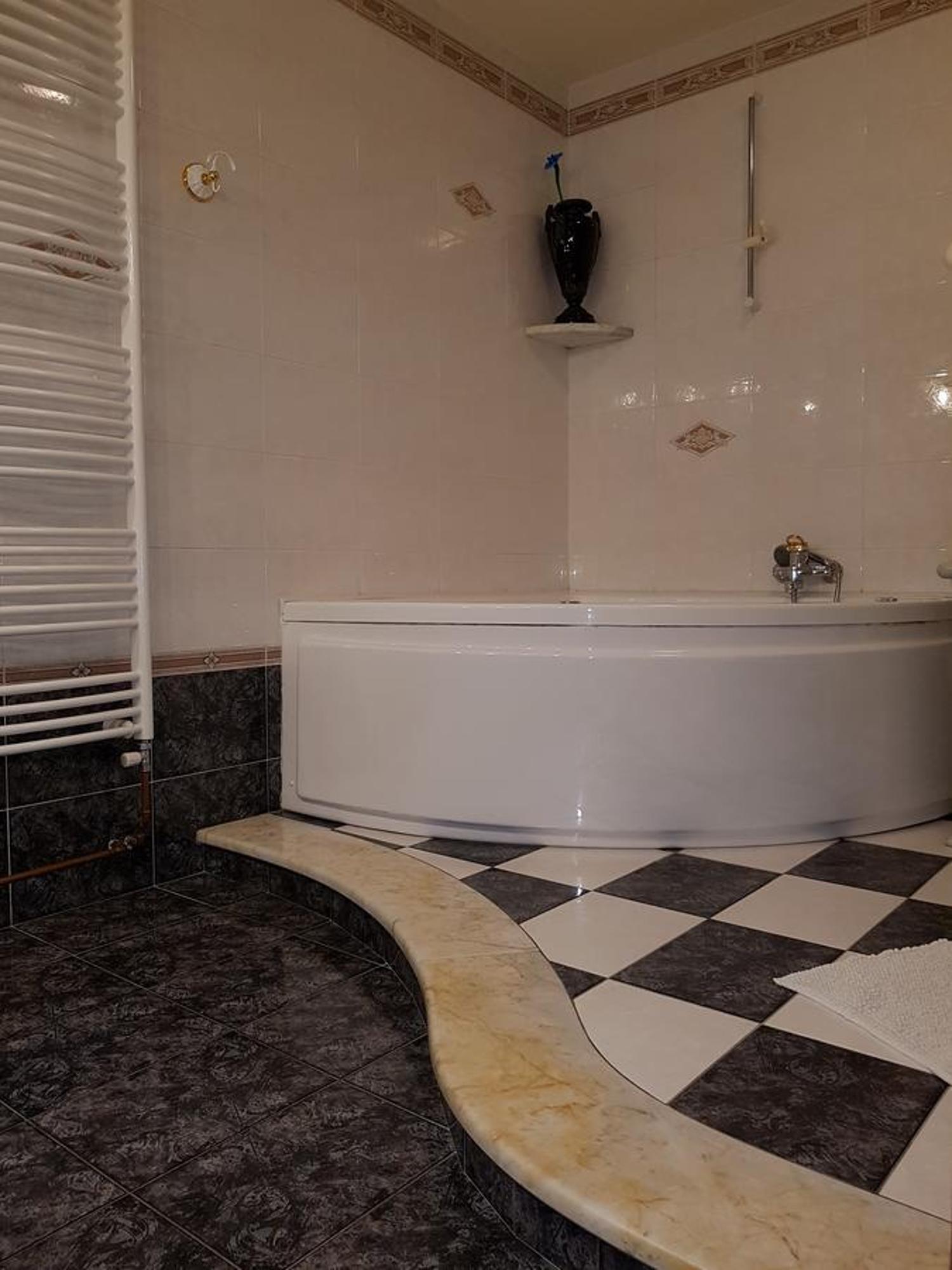 Studio-Apartments Monfort Portoroz Bagian luar foto
